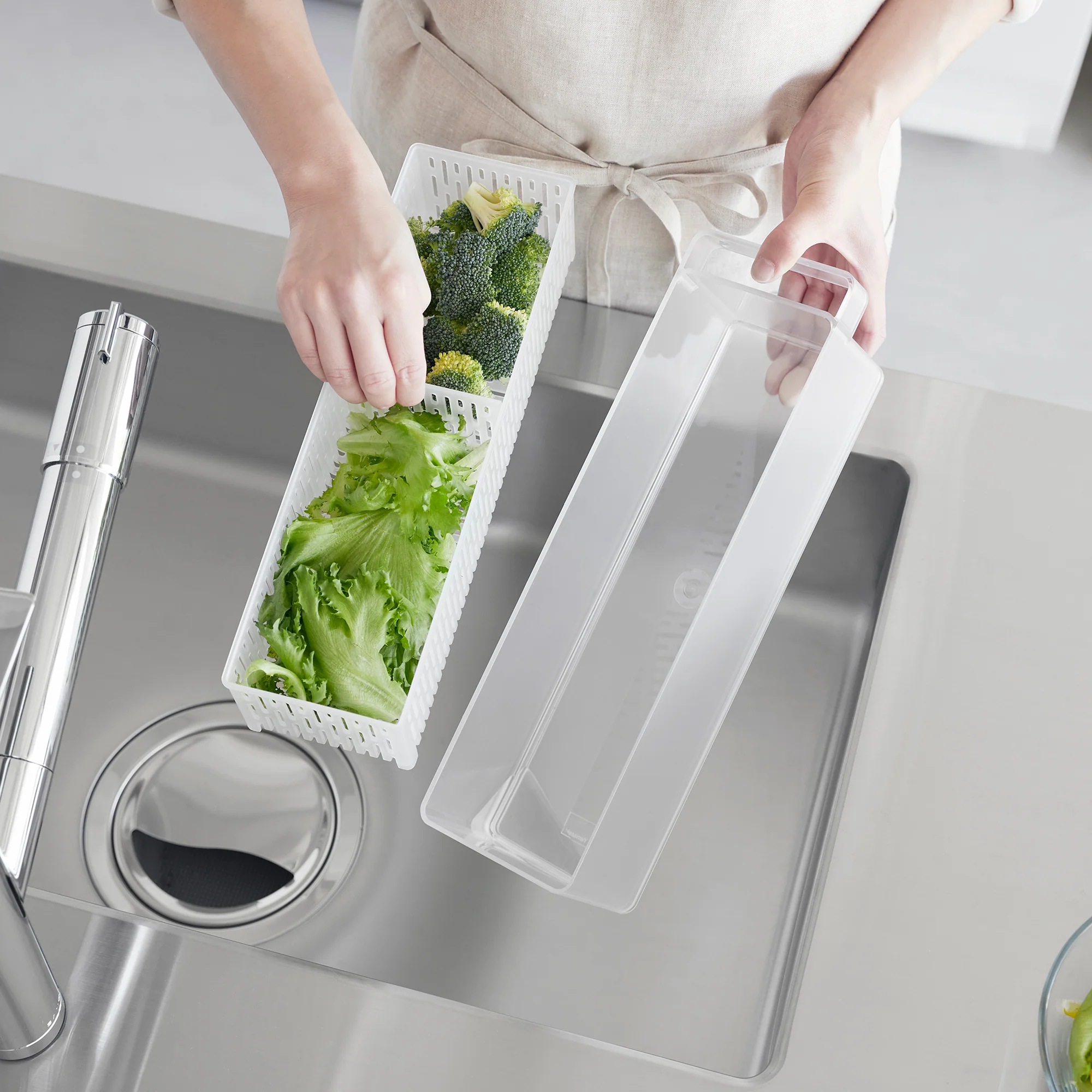 Refrigerator Colander with Lid & Divider - Image 3